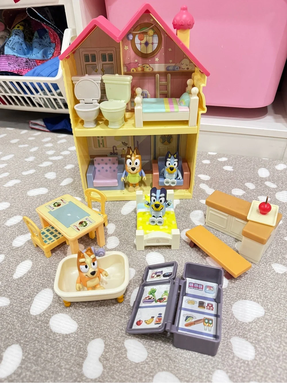BLUEY Dollhouse playset furniture accessories bingo beds potty figurines toy